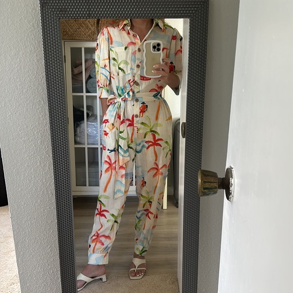 Farm Rio Copacabana Jumpsuit Small NWT white beige linen beach palm travel print - Picture 4 of 13